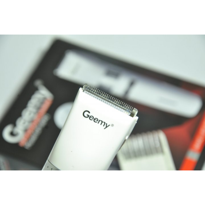 Машинка для стрижки волосся Geemy GM-6042 з керамічними лезами акумуляторна