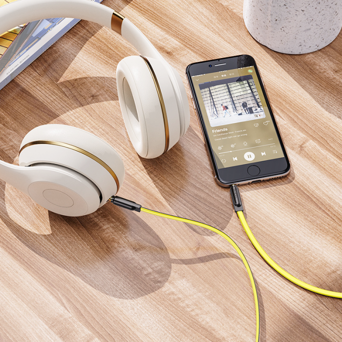 Кабель AUX jack 3,5 мм Hoco audio cable UPA16 1,0 м